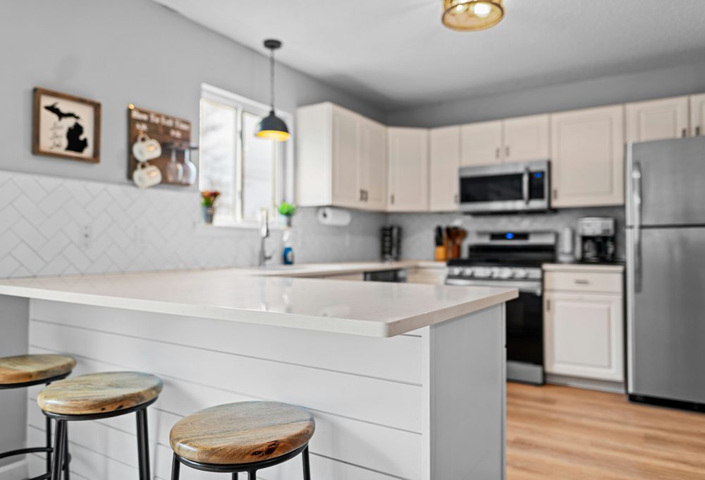 A bright, move-in-ready rental kitchen